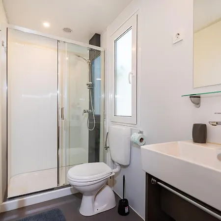 House No 3 Campingplatz