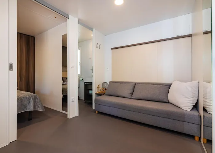 House No 3 *